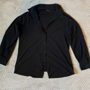 3/4-Long sleeve button down top